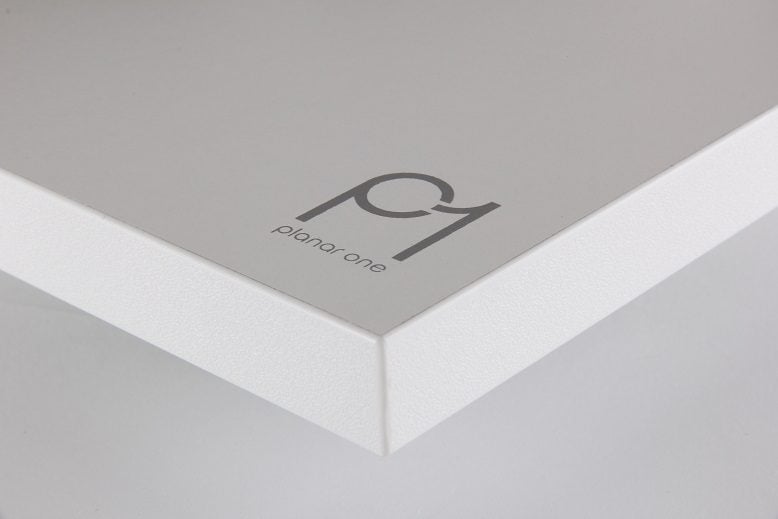 Rega Planar 1 wit mat - detail - Platenspeler