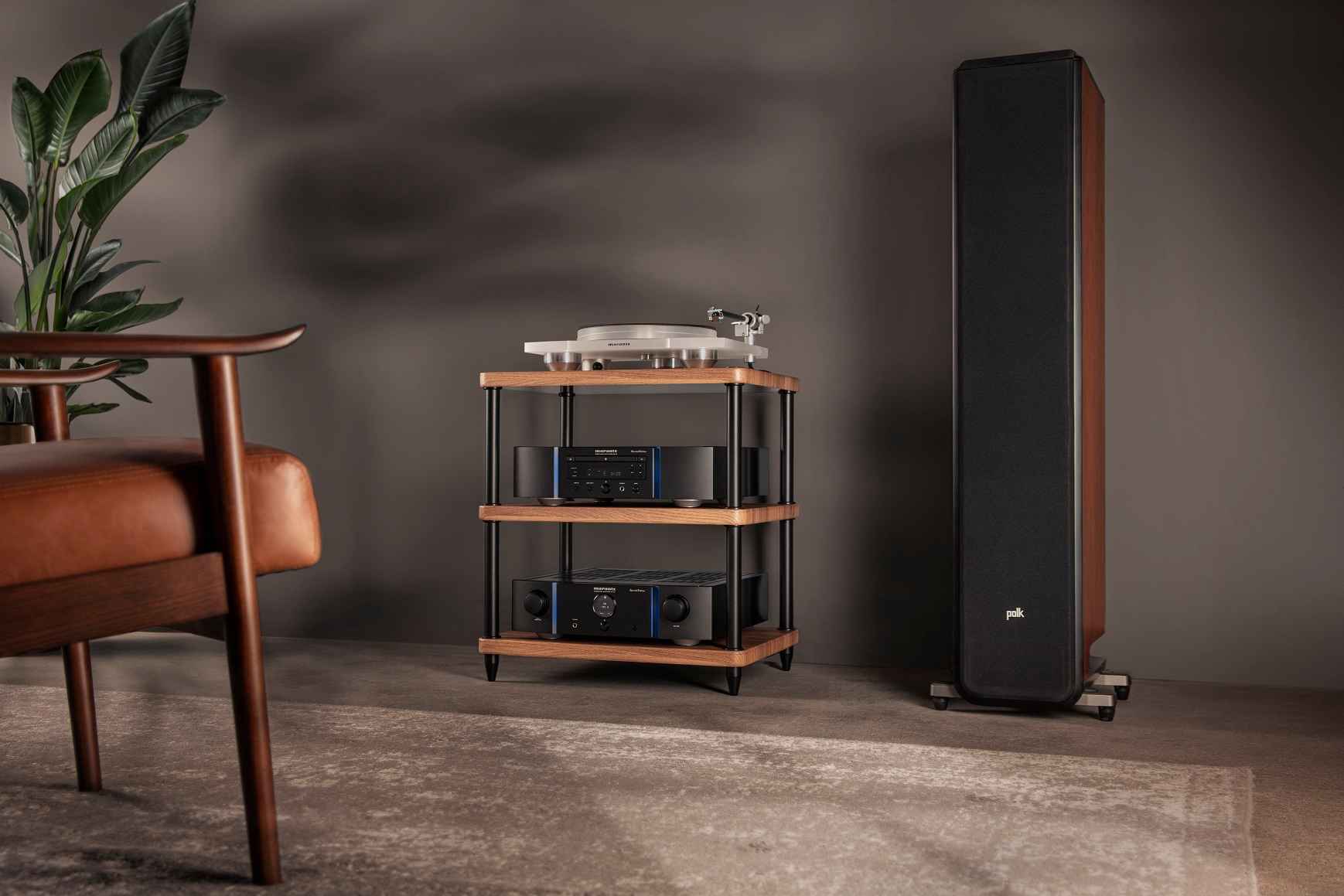 Marantz PM-12 SE zwart - lifestyle - Stereo versterker